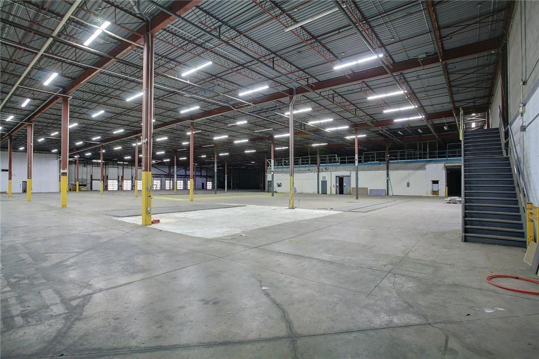 Grimsby Home for Sale at 270 HUNTER ROAD, GRIMSBY, ON L3M 0H5 Fort