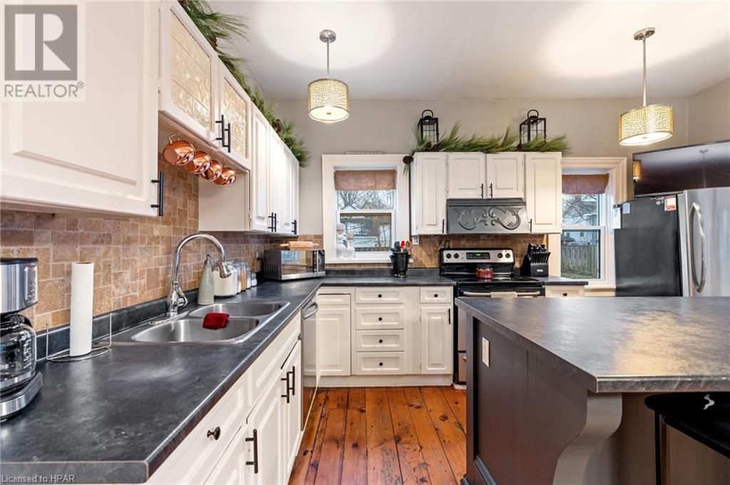 108 Trafalgar Street, Goderich, Ontario  N7A 1T6 - Photo 13 - 40527373