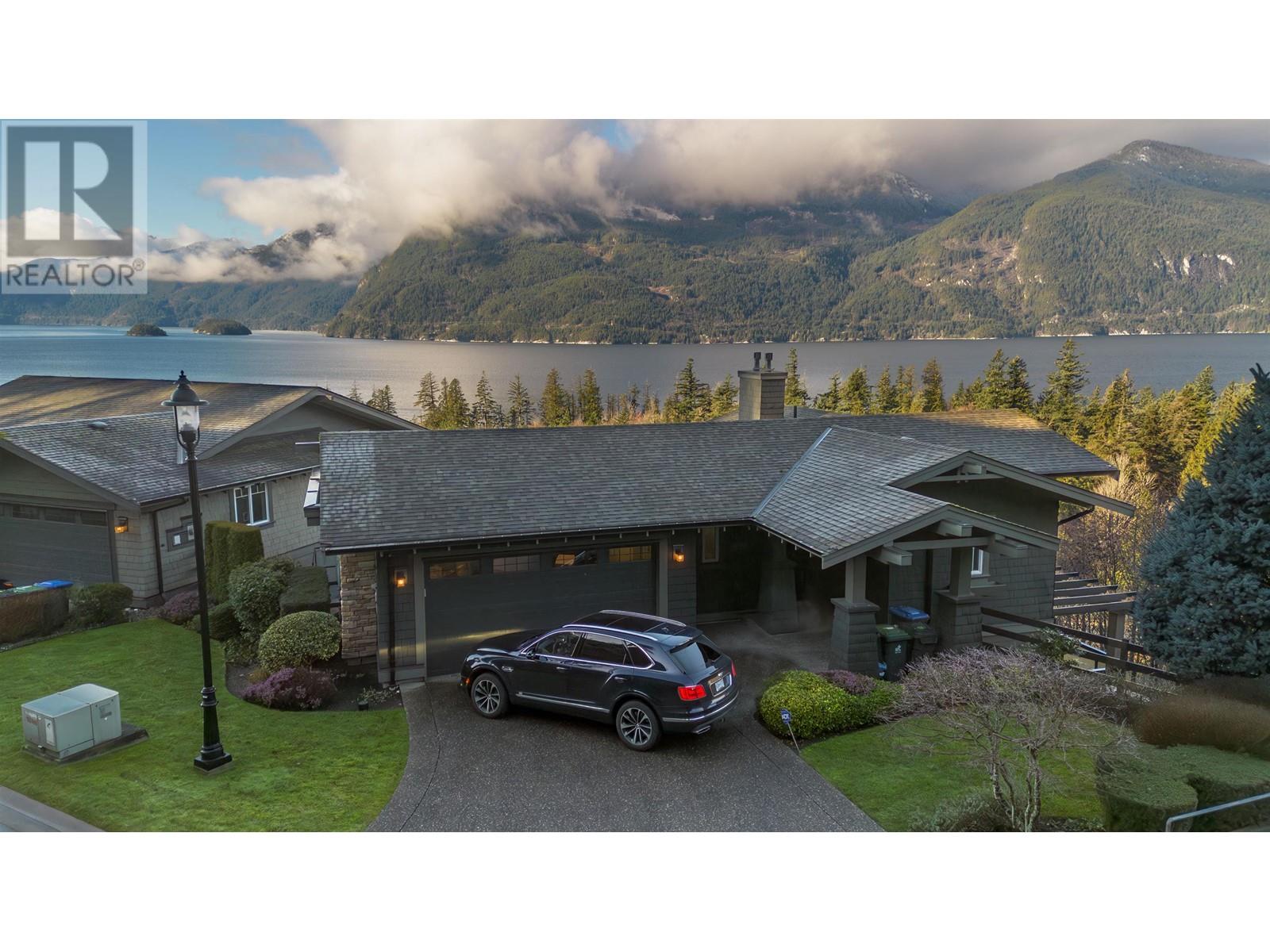 800 Ocean Crest Drive, West Vancouver, British Columbia  V8B 1A3 - Photo 1 - R2838627