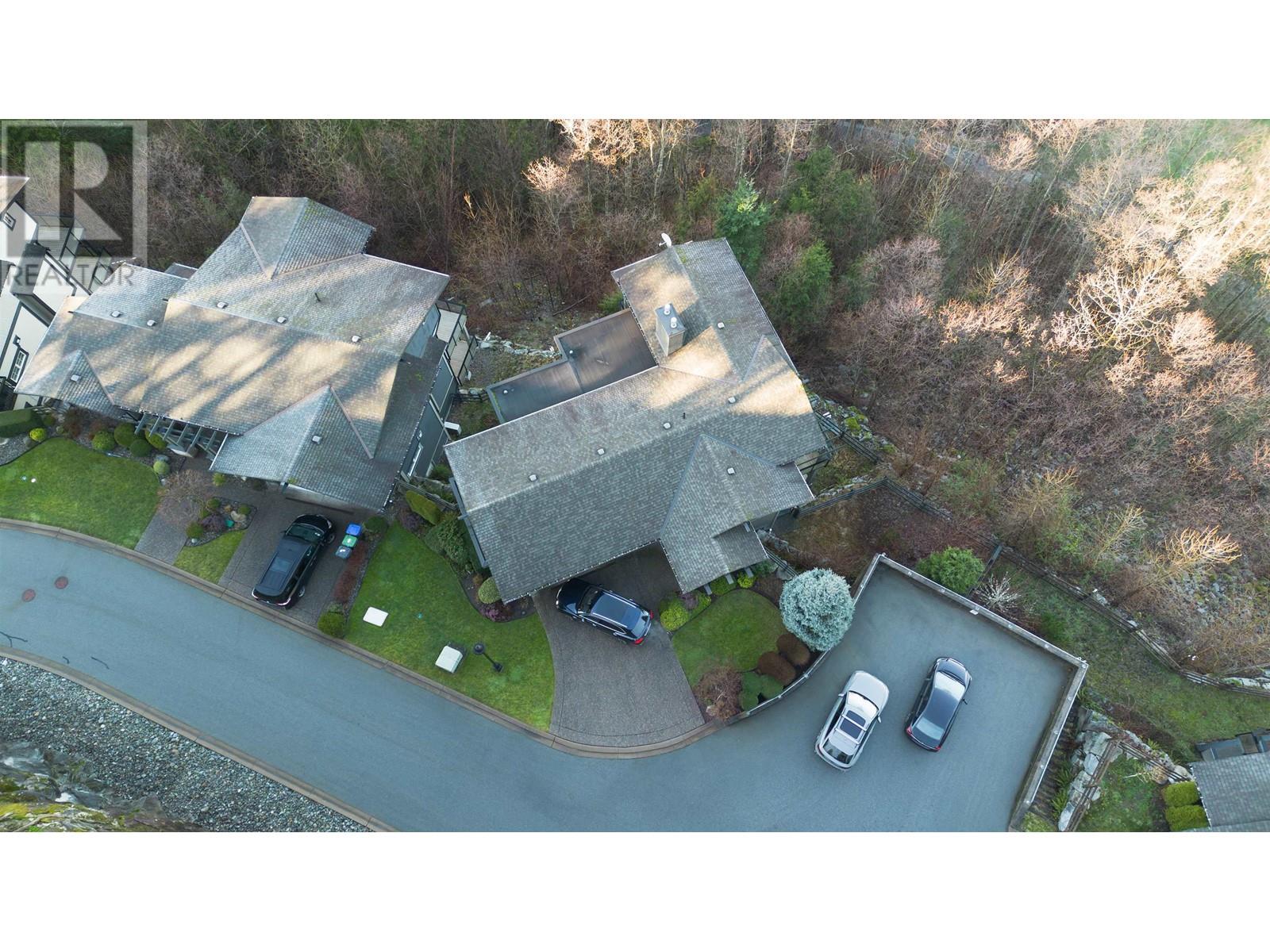 800 Ocean Crest Drive, West Vancouver, British Columbia  V8B 1A3 - Photo 2 - R2838627