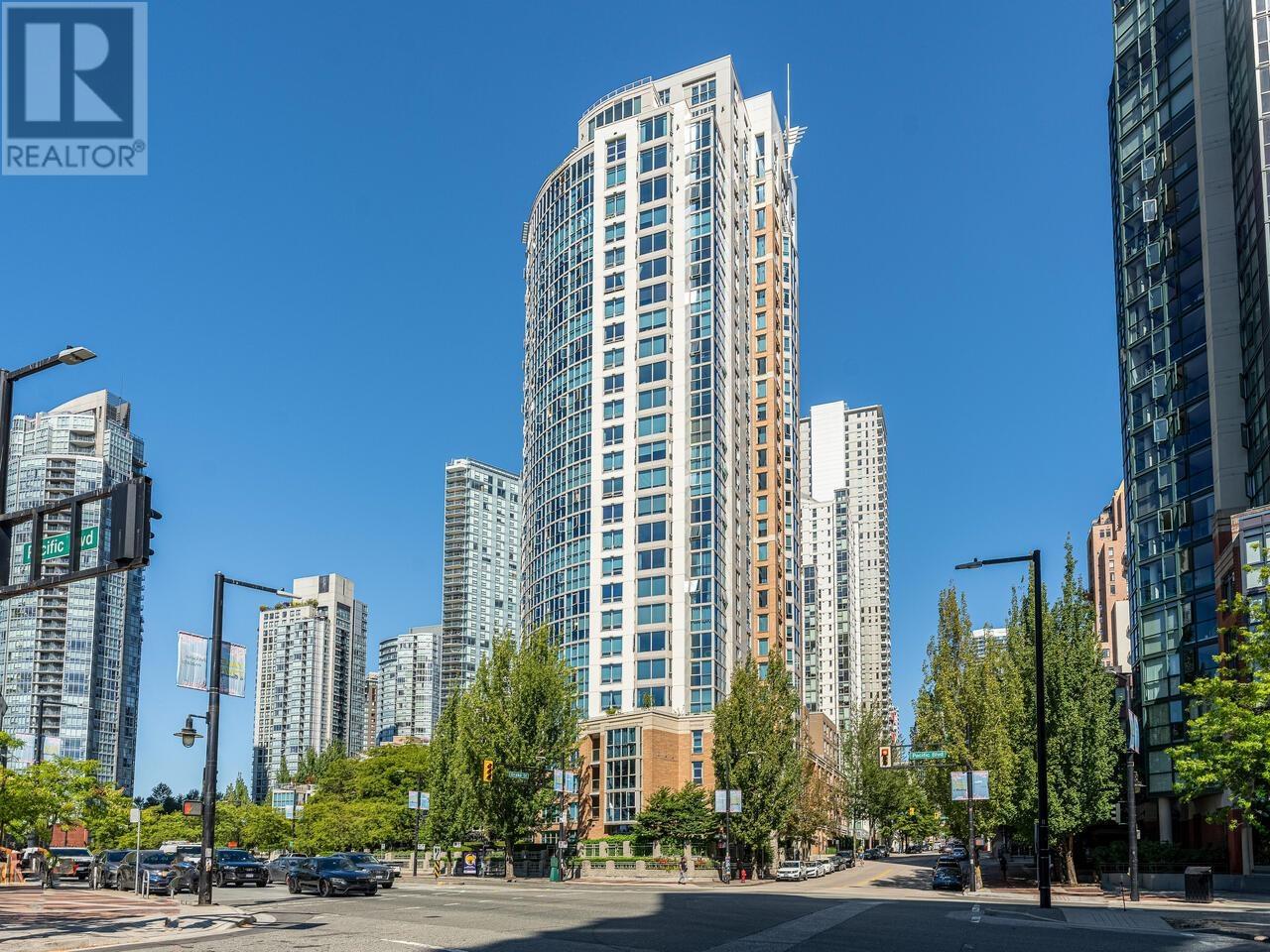 2605 388 Drake Street, Vancouver, British Columbia  V6B 6A8 - Photo 1 - R2840393
