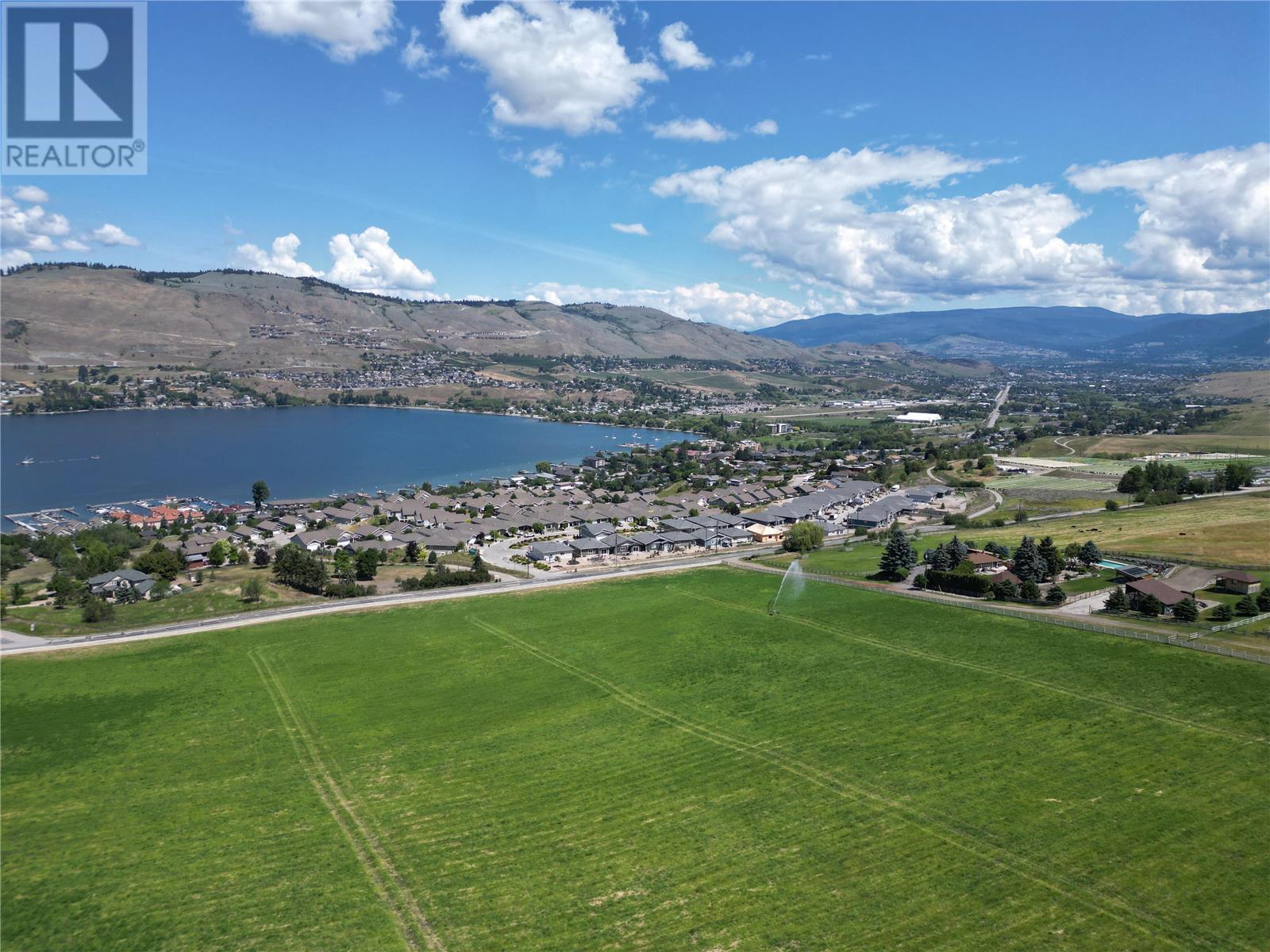 152 Sunset Boulevard, Okanagan Landing, Vernon 