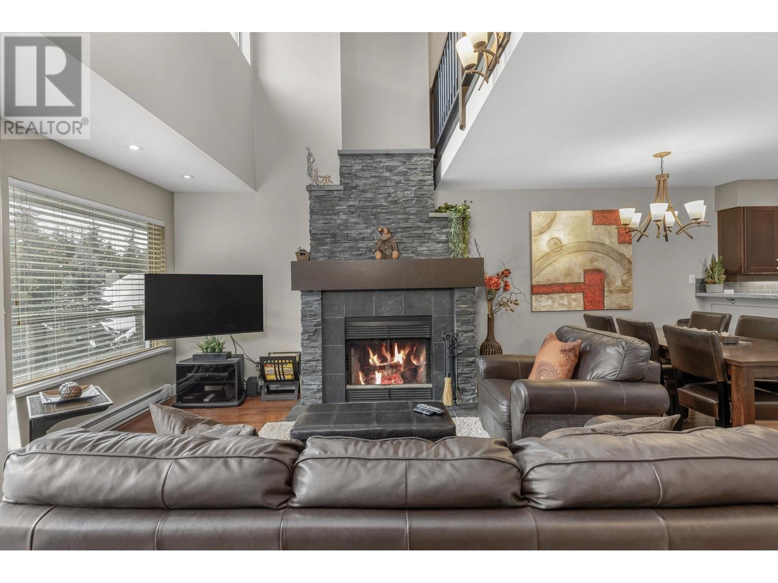 1503 3050 Hillcrest Drive, Whistler, British Columbia  V8E 0T8 - Photo 1 - R2837700