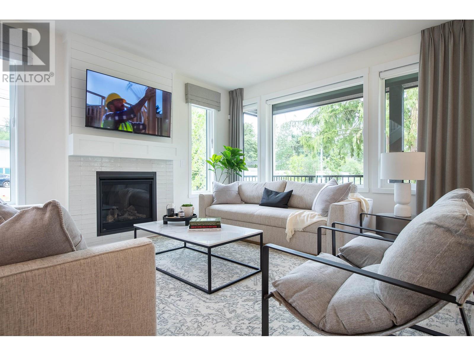 11205 250b Street, Maple Ridge, British Columbia  V0V 0V0 - Photo 2 - R2840616