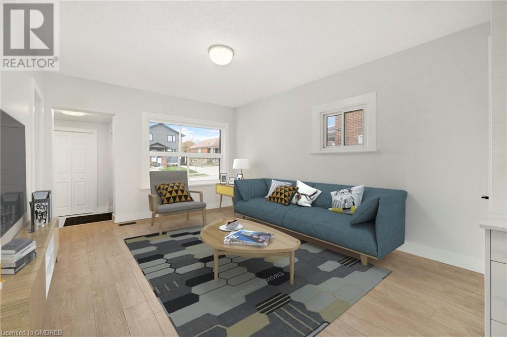 14 Kennedy Avenue, Kitchener, Ontario  N2G 2Z8 - Photo 1 - 40525522