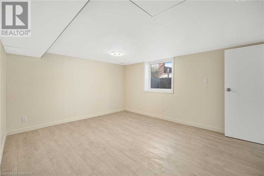 14 Kennedy Avenue, Kitchener, Ontario  N2G 2Z8 - Photo 31 - 40525522