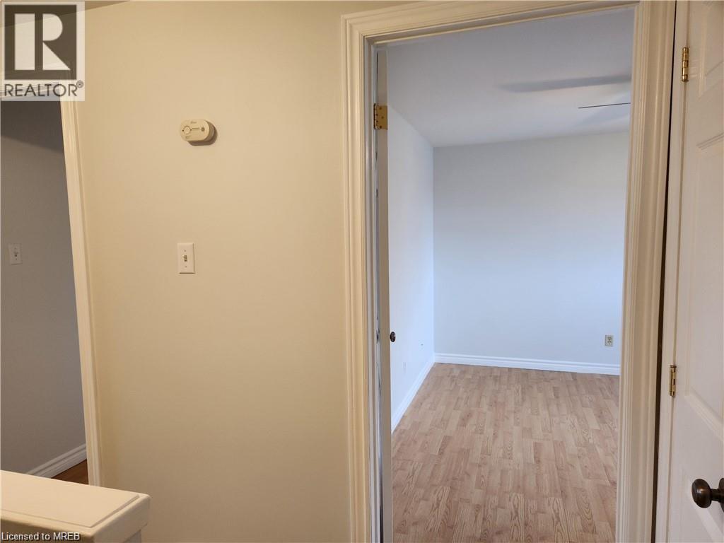 881 Dearness Drive, London, Ontario  N6E 1Y4 - Photo 10 - 40527747