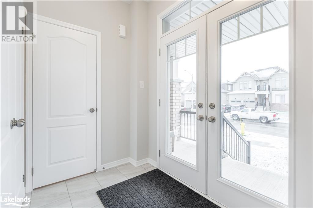 9 Kirby Avenue, Collingwood, Ontario  L9Y 3V3 - Photo 3 - 40525878