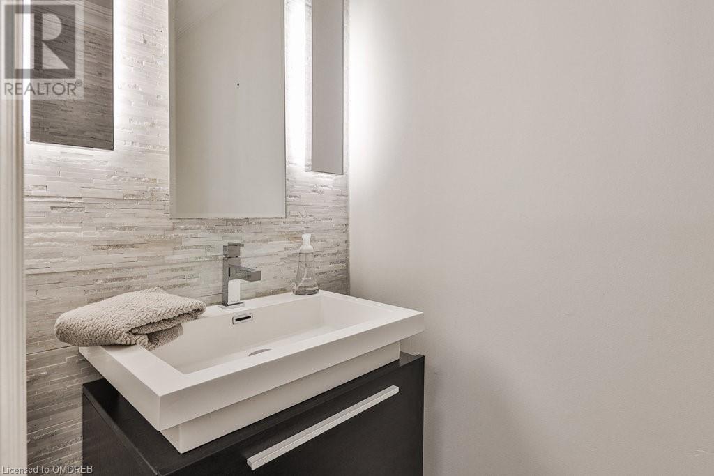 2259 Wuthering Heights Way, Oakville, Ontario  L6M 0A6 - Photo 17 - 40527574