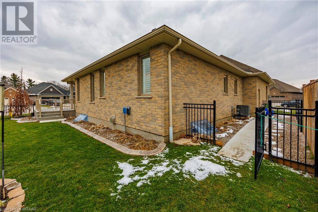 40 Mcguire Crescent, Tillsonburg, Ontario  N4G 0G3 - Photo 32 - 40527213