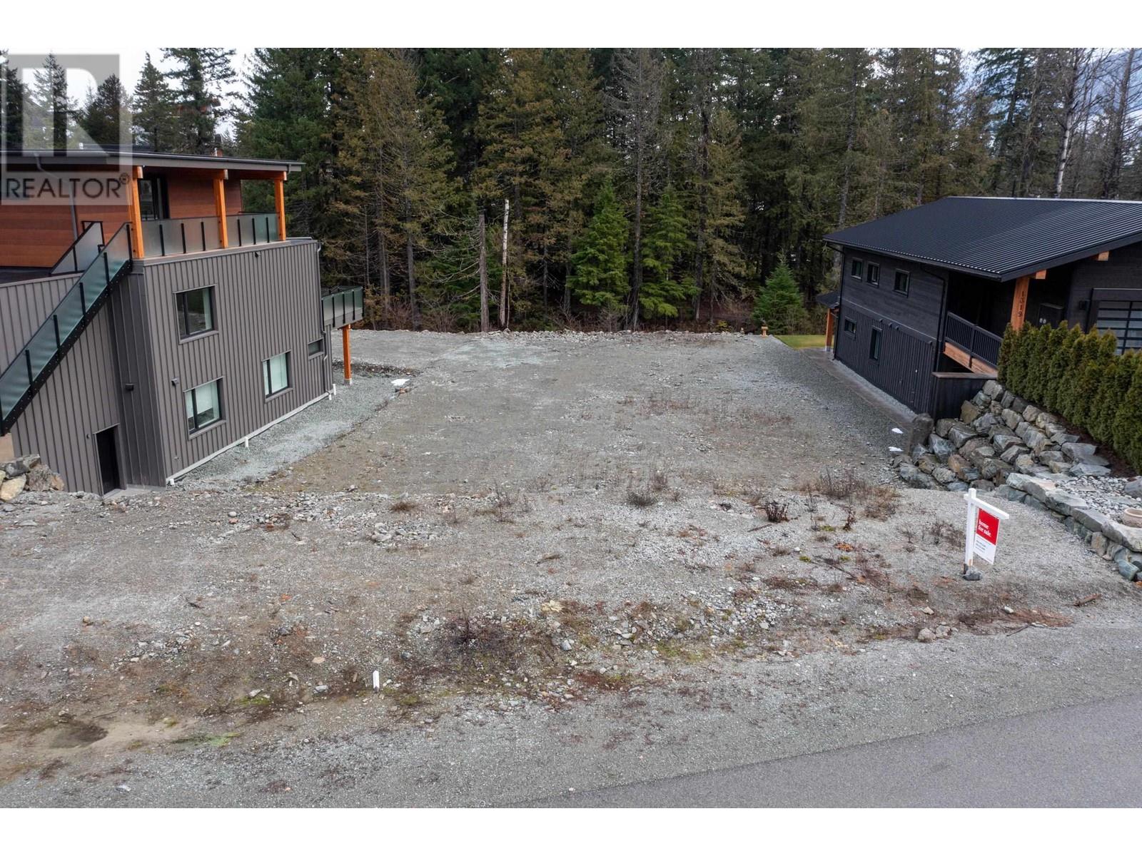 1317 Eagle Drive, Pemberton, British Columbia  V0N 2L0 - Photo 5 - R2840721