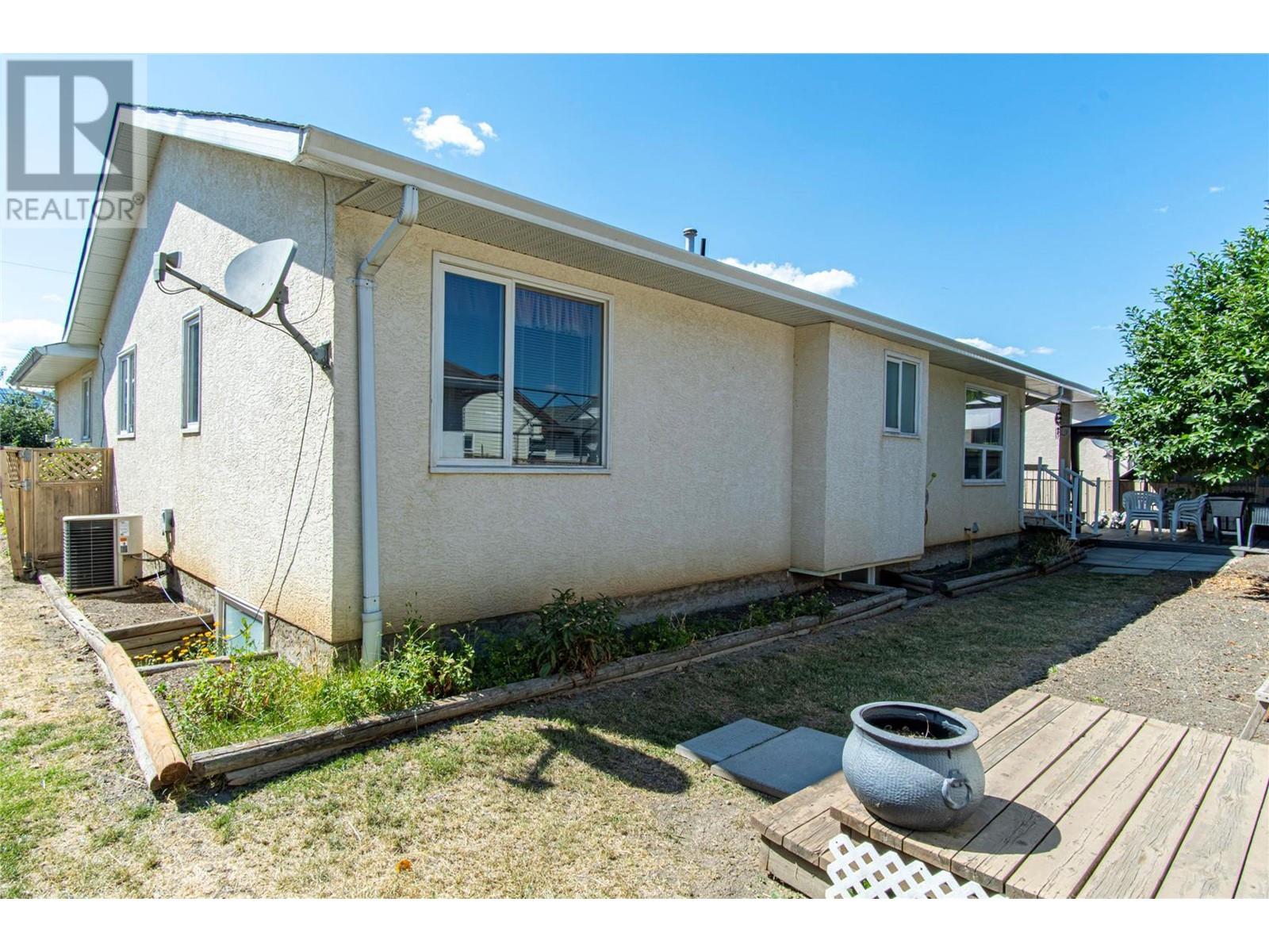 2076 Okanagan Street Armstrong Photo 46