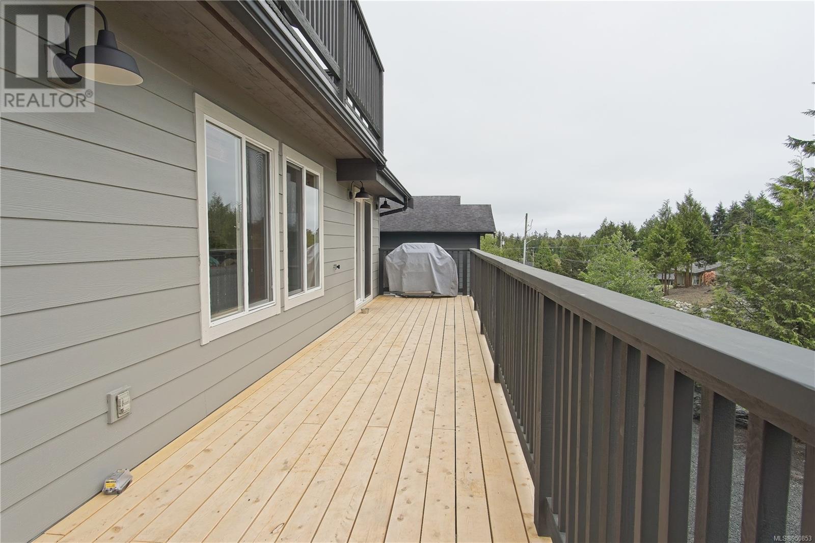 374 Pacific Cres, Ucluelet, British Columbia  V0R 3A0 - Photo 24 - 950853