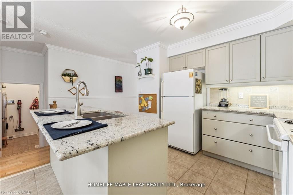 350 Lakebreeze Drive Unit# 8, Clarington, Ontario  L1B 1N2 - Photo 8 - 40528196