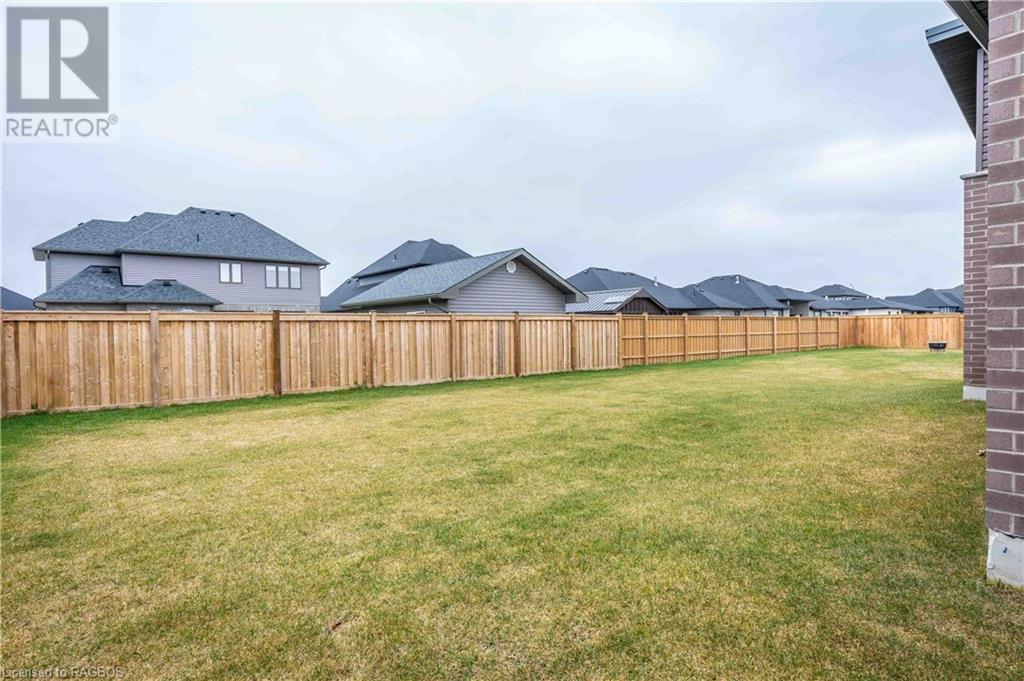 327 Normanton Street, Saugeen Shores, Ontario  N0H 2C3 - Photo 11 - 40525516