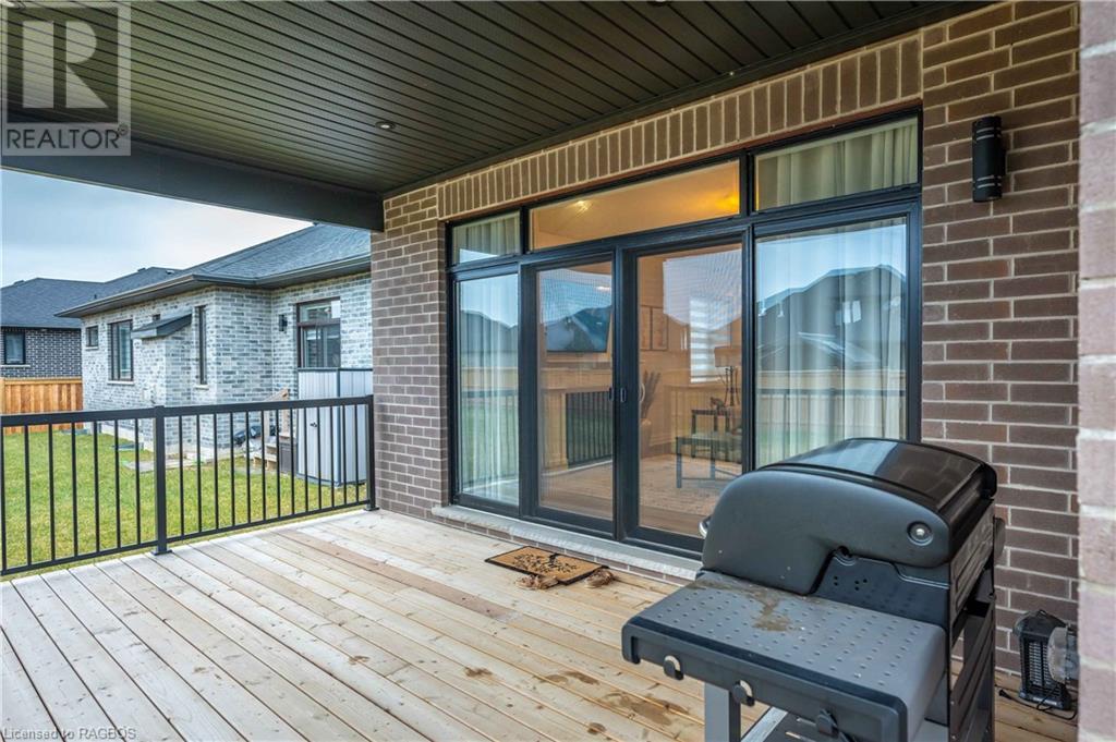 327 Normanton Street, Saugeen Shores, Ontario  N0H 2C3 - Photo 13 - 40525516