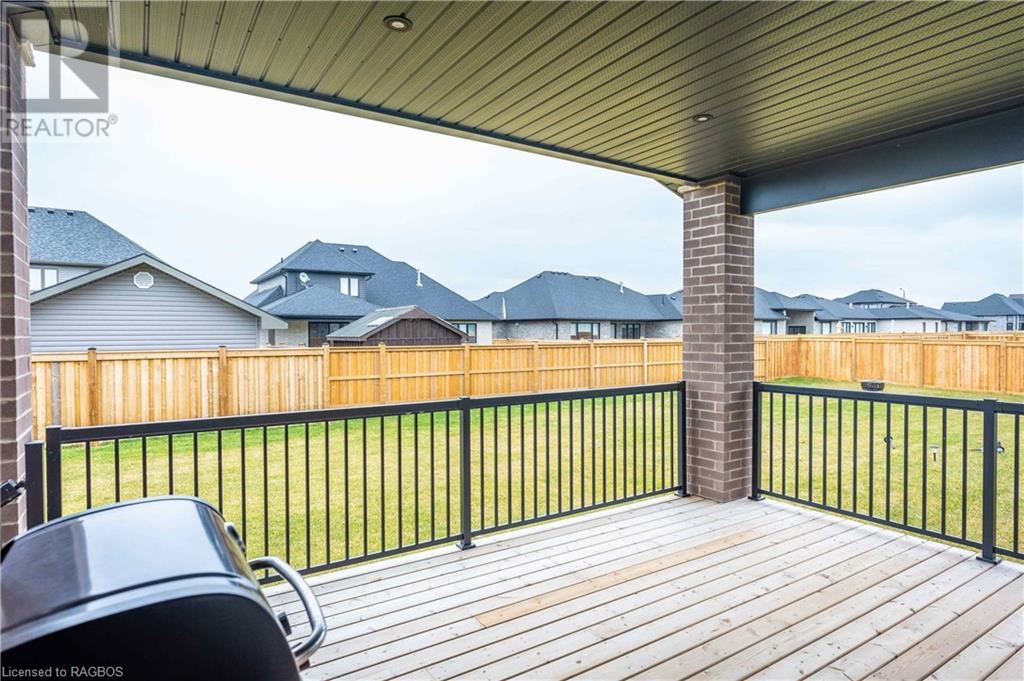 327 Normanton Street, Saugeen Shores, Ontario  N0H 2C3 - Photo 16 - 40525516