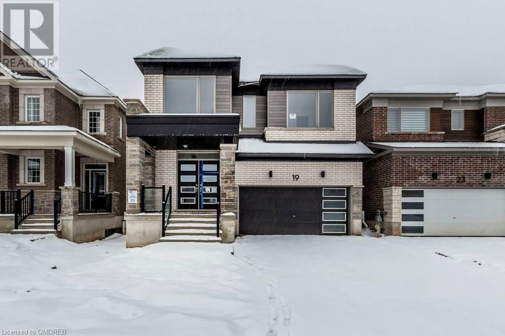 19 Sitler Street, Kitchener, Ontario  N2R 0T2 - Photo 1 - 40528154