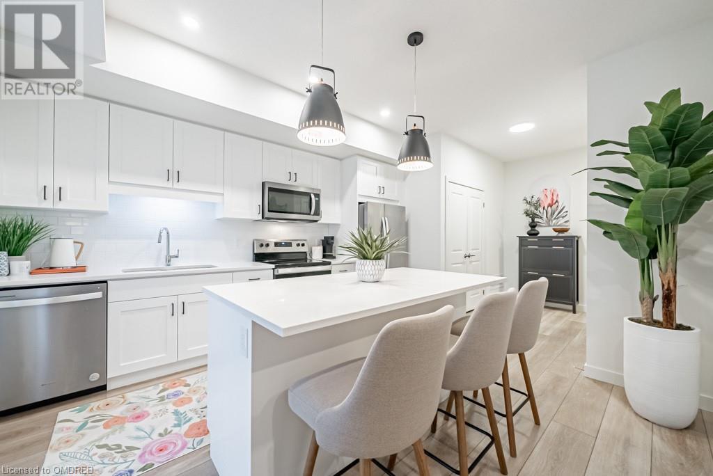 405 Myers Road Unit# 15, Cambridge, Ontario  N1P 0B6 - Photo 2 - 40528109