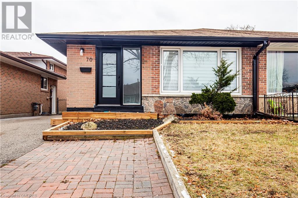 70 Wilton Drive, Brampton, Ontario  L6W 3A1 - Photo 1 - 40528082