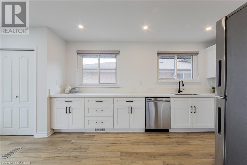 70 Wilton Drive, Brampton, Ontario  L6W 3A1 - Photo 9 - 40528082