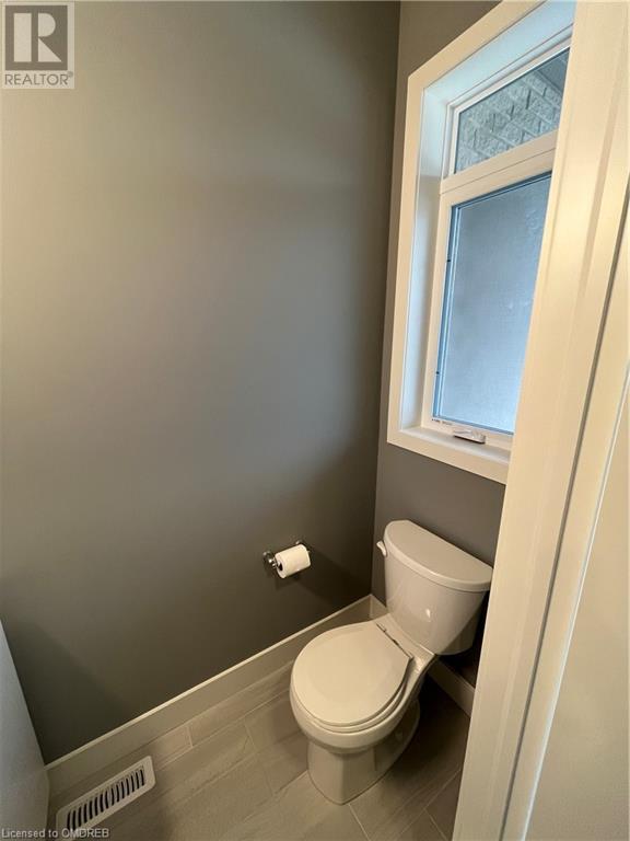 429 Edgevalley Road, London, Ontario  N5V 5J4 - Photo 3 - 40528029