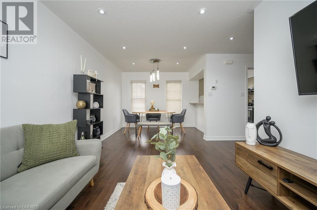 915 Nadalin Heights, Milton, Ontario  L9T 8R1 - Photo 8 - 40527732