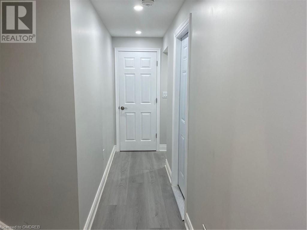 9323 White Oak Avenue, Niagara Falls, Ontario  L2G 0E9 - Photo 10 - 40525805