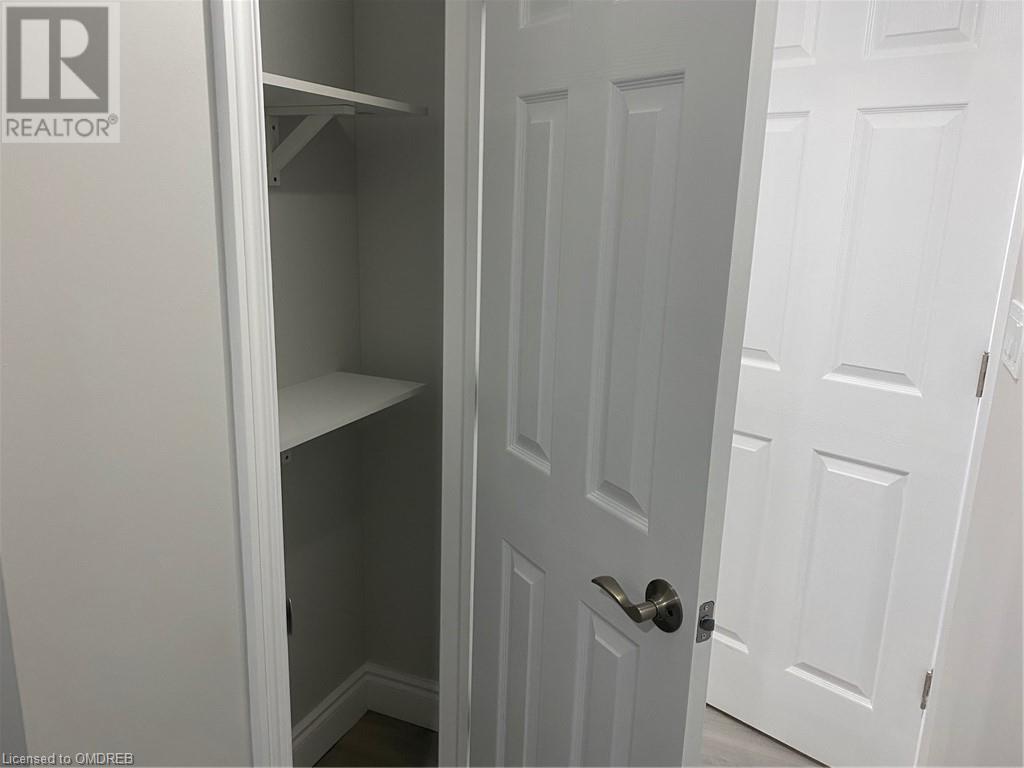 9323 White Oak Avenue, Niagara Falls, Ontario  L2G 0E9 - Photo 14 - 40525805