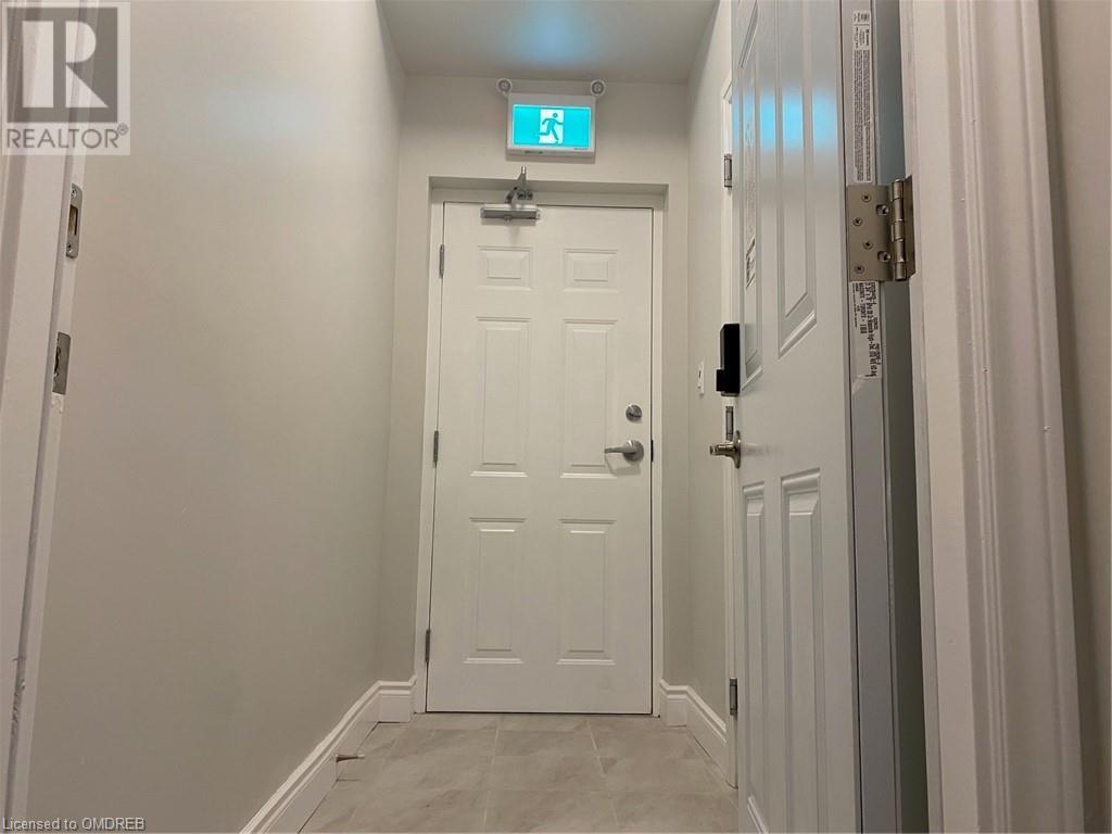 9323 White Oak Avenue, Niagara Falls, Ontario  L2G 0E9 - Photo 5 - 40525805