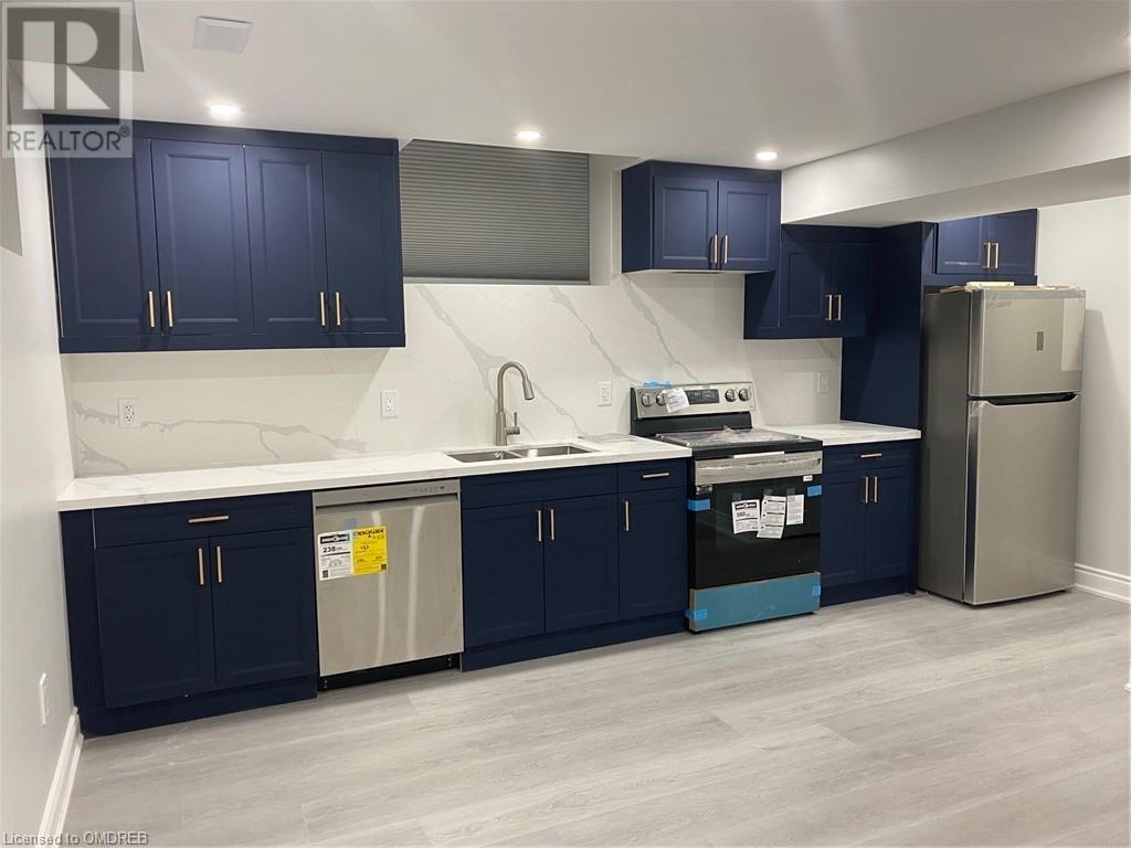 9323 White Oak Avenue, Niagara Falls, Ontario  L2G 0E9 - Photo 7 - 40525805