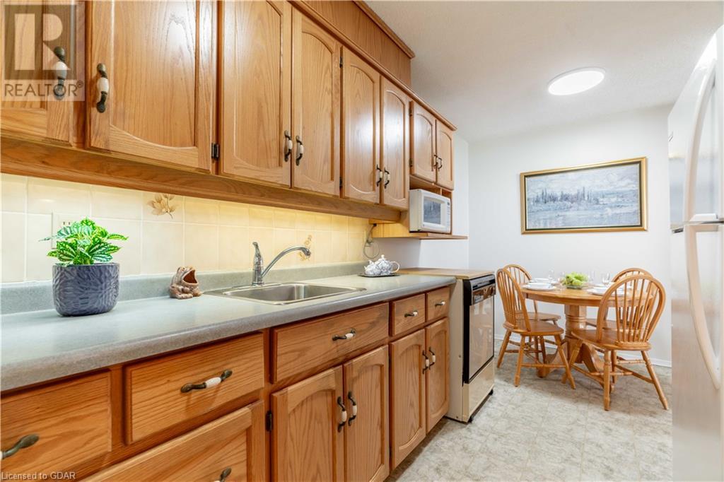 19 Woodlawn Road E Unit# 308, Guelph, Ontario  N1H 7B1 - Photo 11 - 40528237