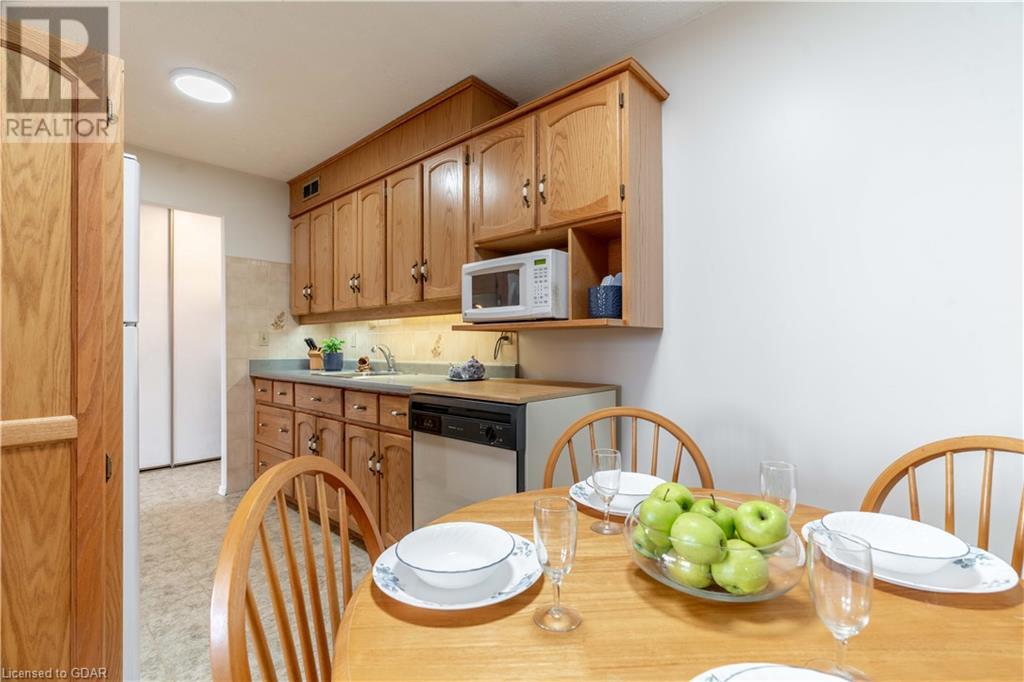 19 Woodlawn Road E Unit# 308, Guelph, Ontario  N1H 7B1 - Photo 14 - 40528237