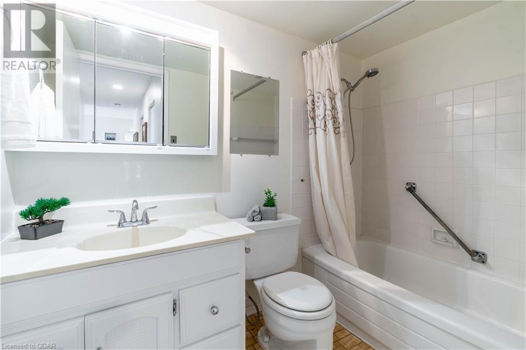 19 Woodlawn Road E Unit# 308, Guelph, Ontario  N1H 7B1 - Photo 28 - 40528237