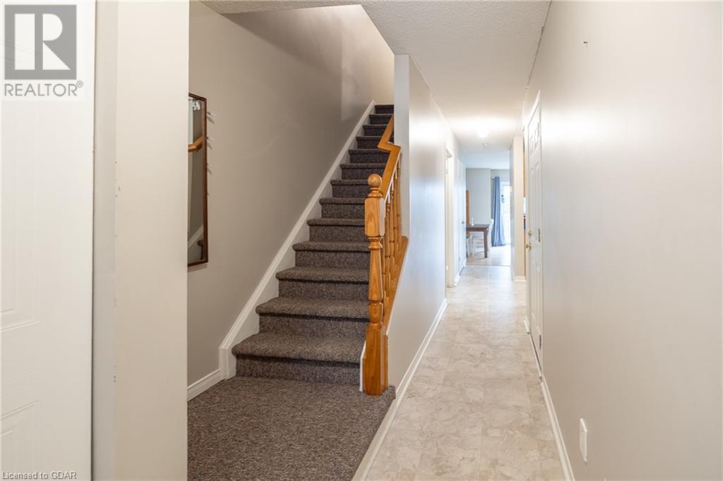 1055 Gordon Street Unit# 12, Guelph, Ontario  N1G 4X9 - Photo 4 - 40526289