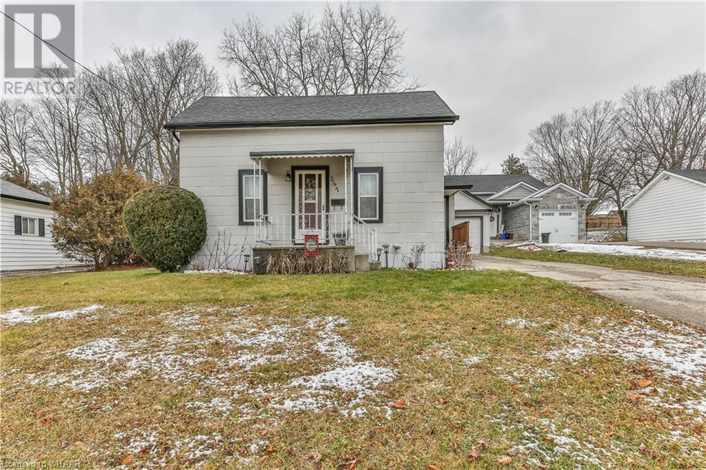 257 Tunis Street, Ingersoll, Ontario  N5C 1W5 - Photo 3 - 40528079