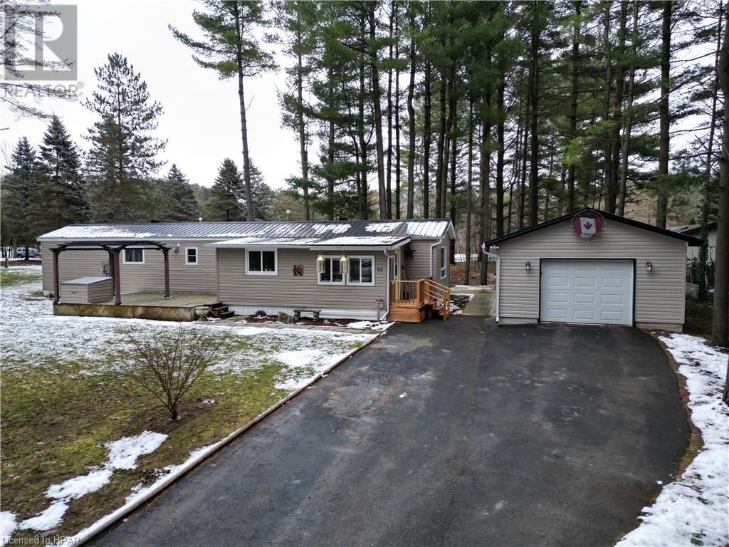 65 Spruce Drive, Central Huron, Ontario  N0M 1G0 - Photo 2 - 40527094