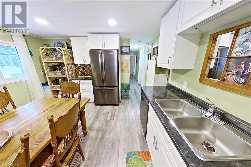 65 Spruce Drive, Central Huron, Ontario  N0M 1G0 - Photo 8 - 40527094