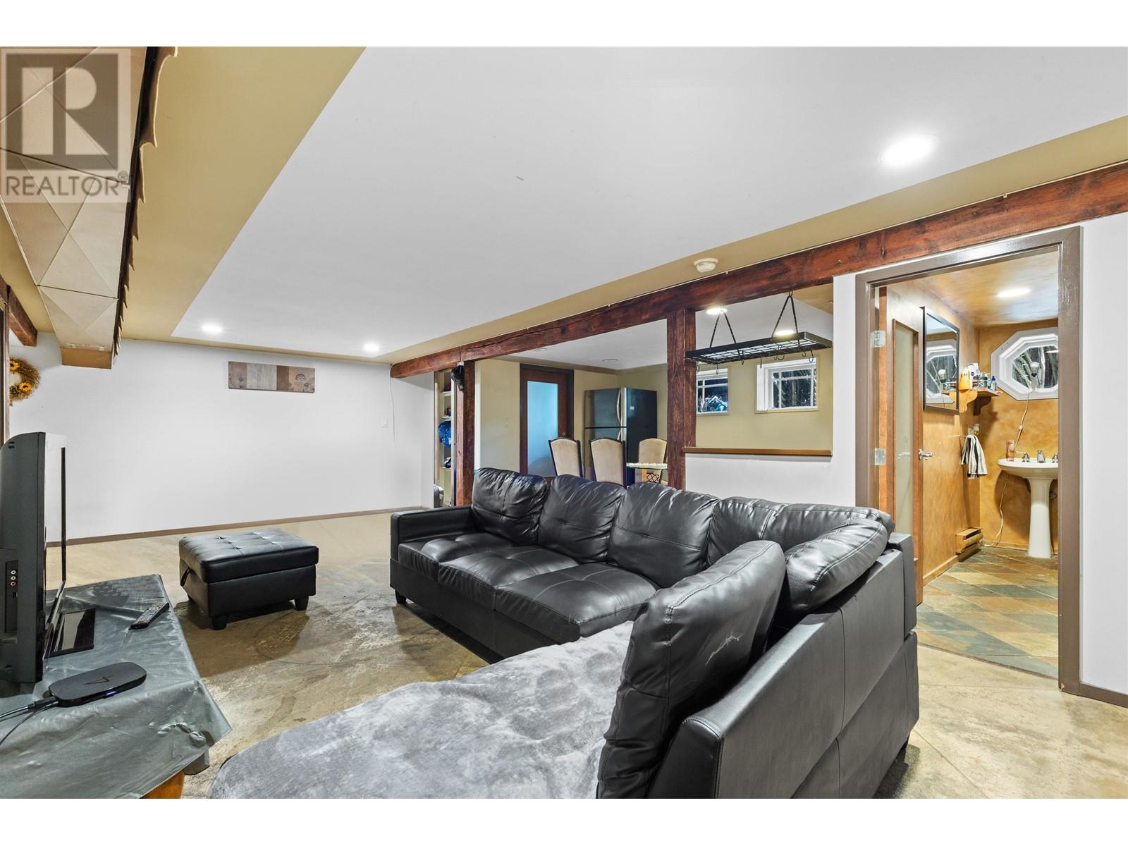 1217 Sixth Avenue, New Westminster, British Columbia  V3M 2C1 - Photo 19 - R2840954