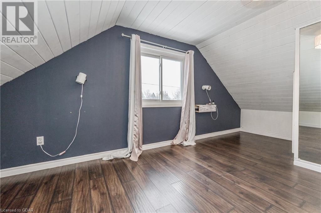 12 Churchill Crescent, Centre Wellington, Ontario  N1M 2J4 - Photo 27 - 40528393