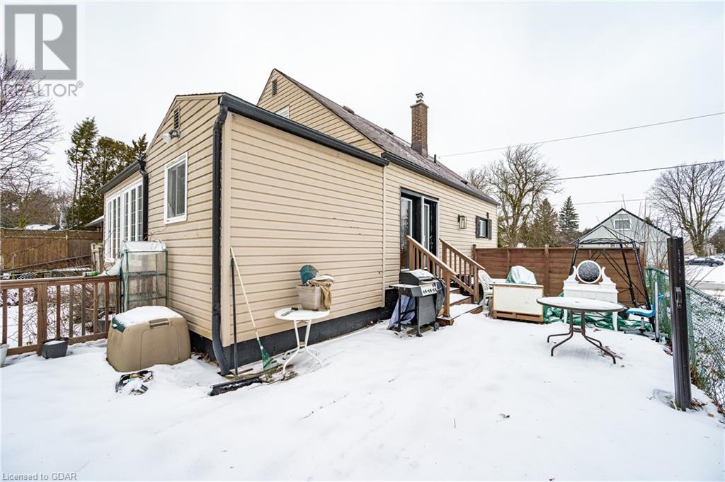 12 Churchill Crescent, Centre Wellington, Ontario  N1M 2J4 - Photo 40 - 40528393