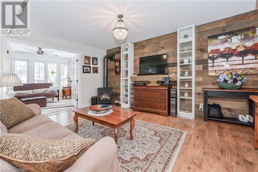 12 Churchill Crescent, Centre Wellington, Ontario  N1M 2J4 - Photo 6 - 40528393