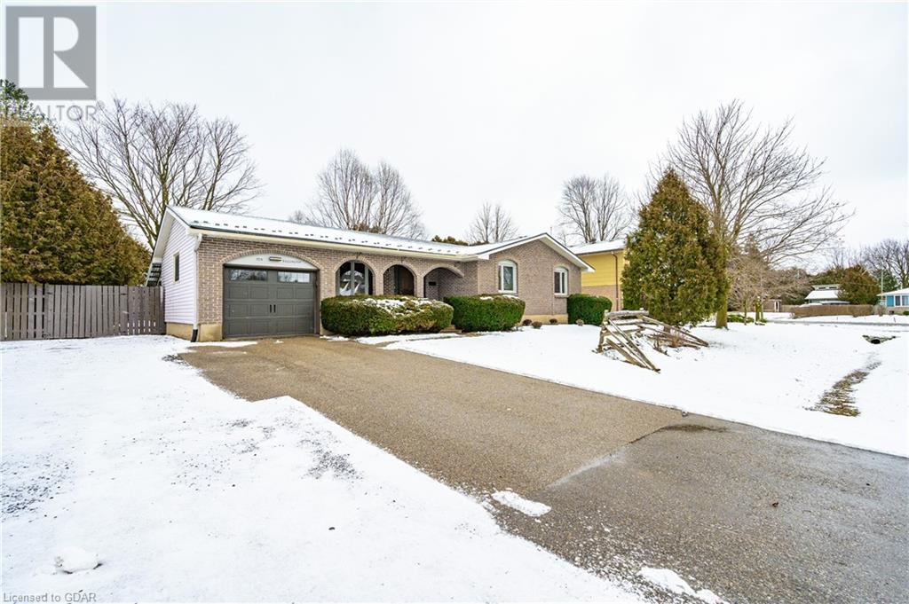 10 Wellington Drive, Elora, Ontario  N0B 1S0 - Photo 2 - 40528422