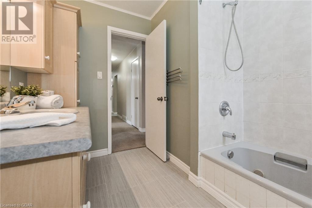 10 Wellington Drive, Elora, Ontario  N0B 1S0 - Photo 28 - 40528422