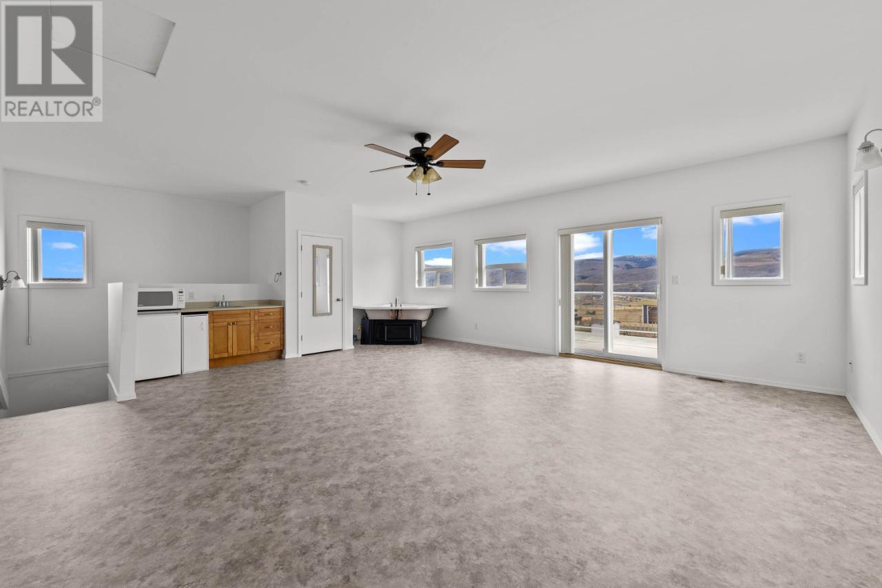 1415 Ranch Road, Kamloops, British Columbia   - Photo 18 - 175966