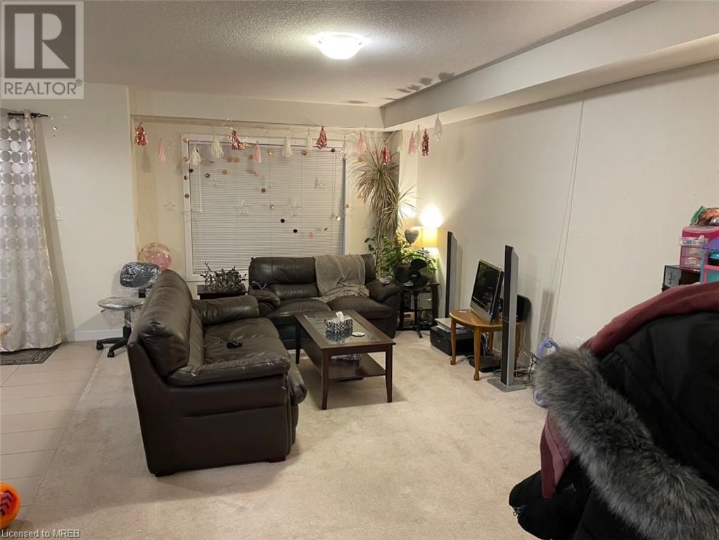 10 Bradshaw Drive Drive, Hamilton, Ontario  L8J 0K8 - Photo 5 - 40528141