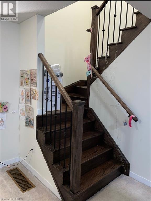 10 Bradshaw Drive Drive, Hamilton, Ontario  L8J 0K8 - Photo 7 - 40528141