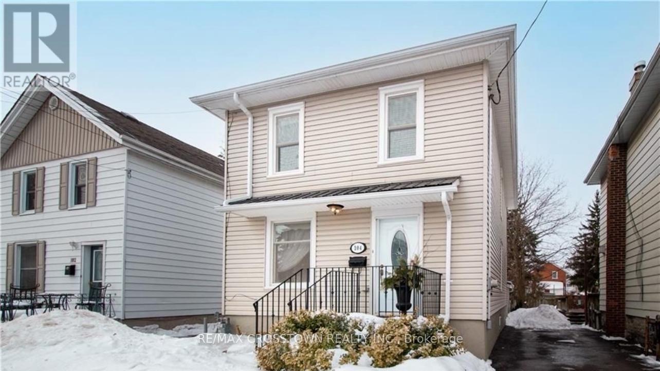 104 Chatham Street, Belleville, 3 Bedrooms Bedrooms, ,3 BathroomsBathrooms,Single Family,For Sale,Chatham,X7388352