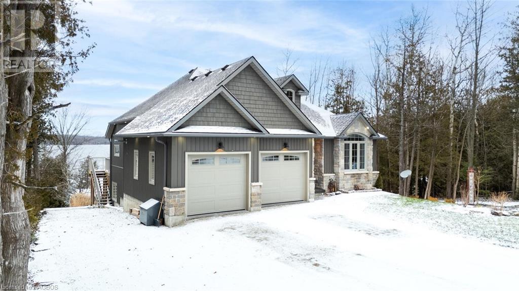 123 Ivy Drive, Georgian Bluffs, Ontario  N0H 2T0 - Photo 1 - 40526591