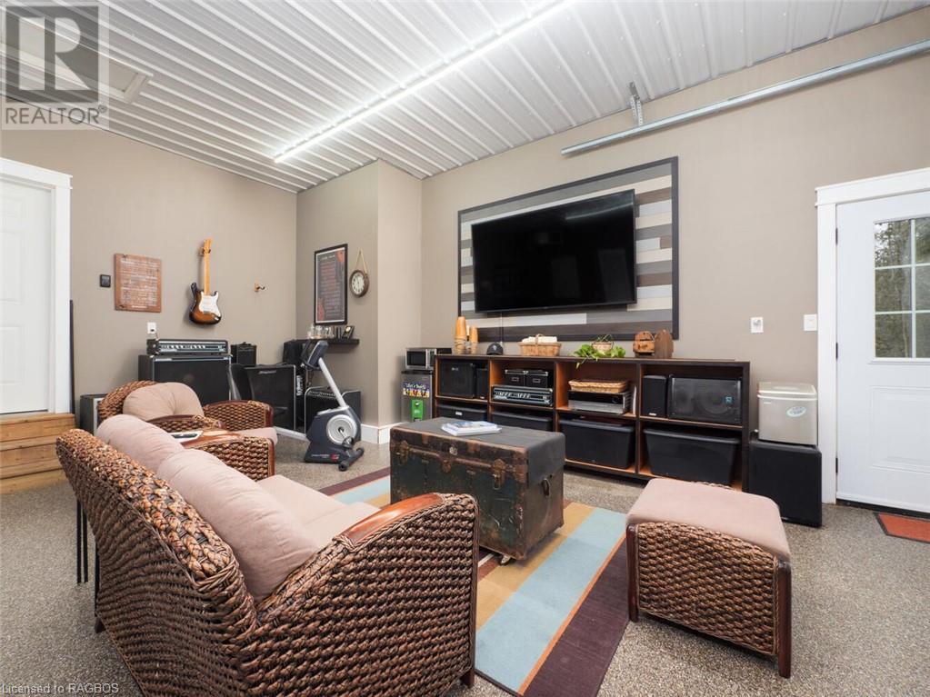 123 Ivy Drive, Georgian Bluffs, Ontario  N0H 2T0 - Photo 32 - 40526591